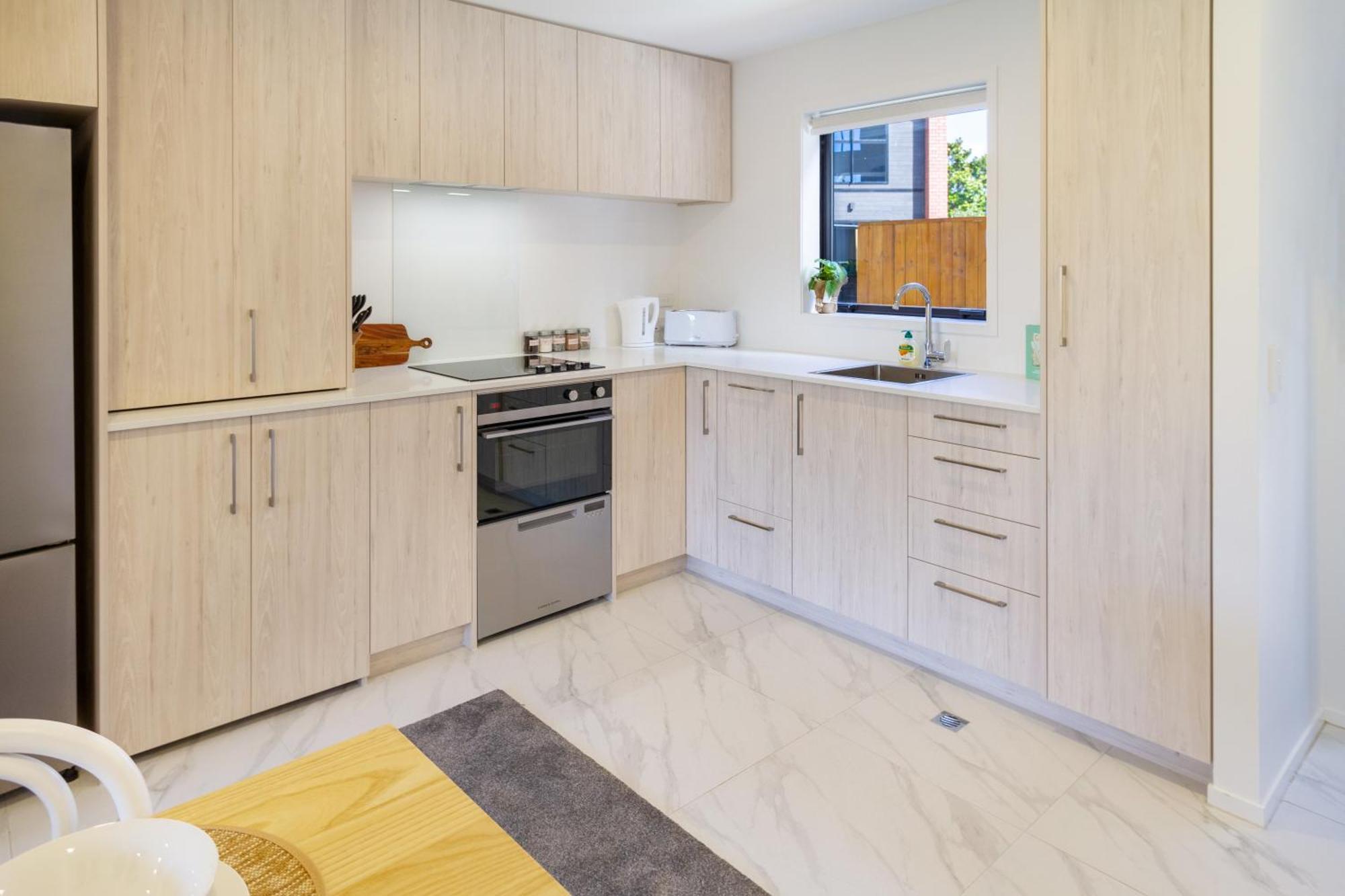 Chic 2-Bed Gem: Trust Arena Proximity - West Akl Lejlighed Auckland Eksteriør billede