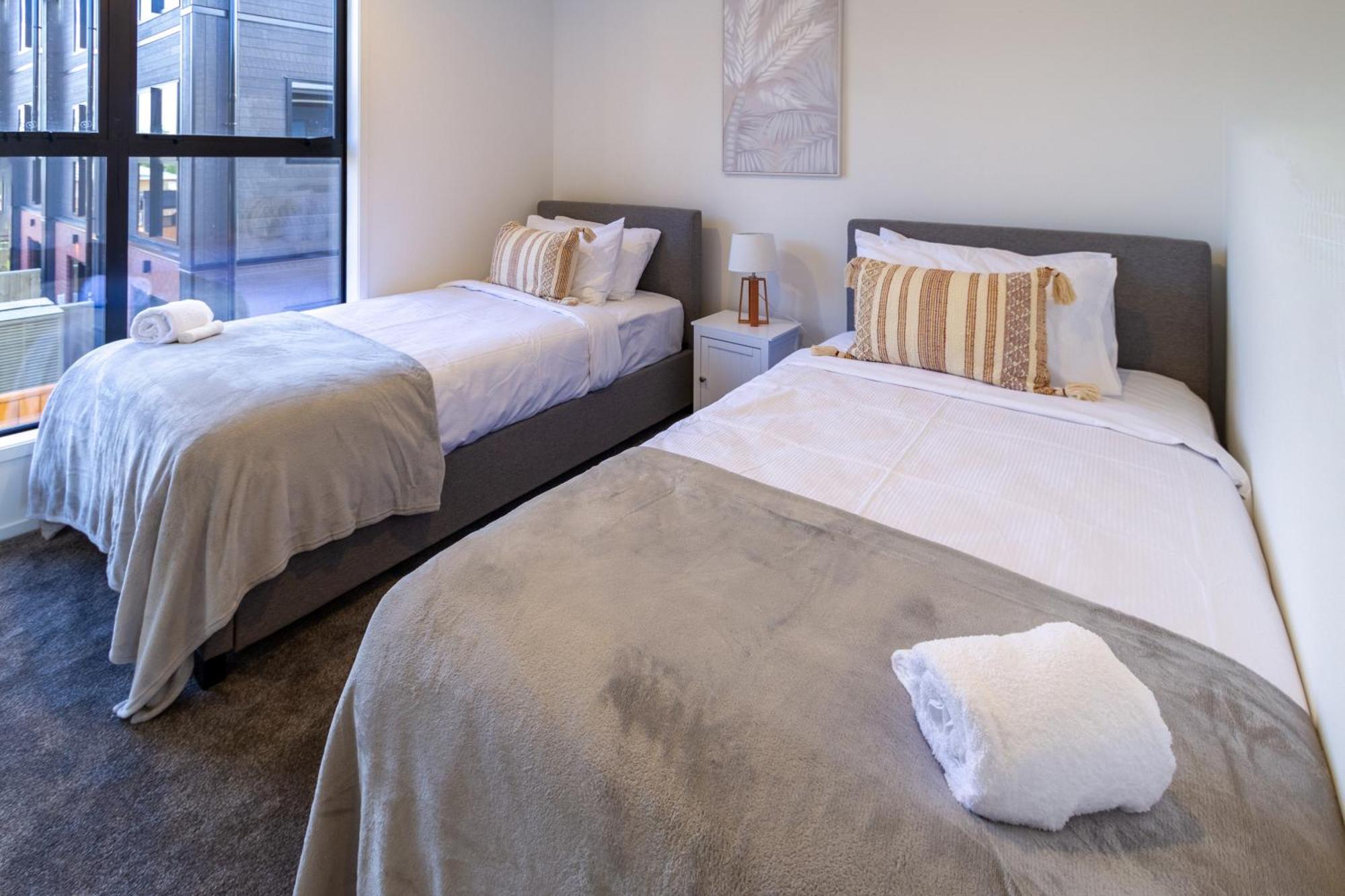 Chic 2-Bed Gem: Trust Arena Proximity - West Akl Lejlighed Auckland Eksteriør billede